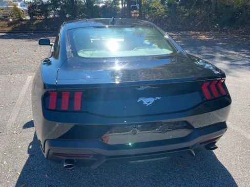 Used 2024 Ford Mustang Coupe image 46