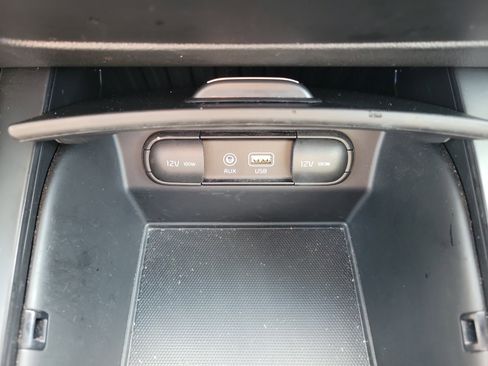 Used 2020 Kia Sorento LX image 34