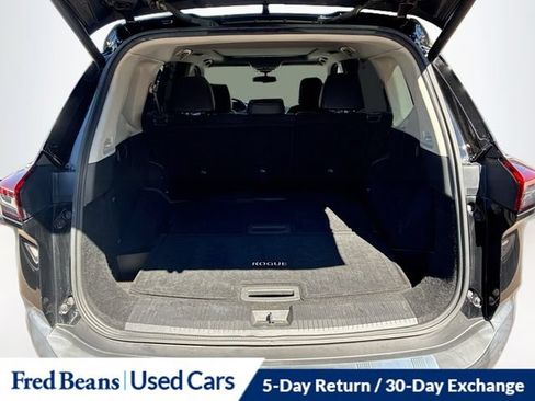 Used 2021 Nissan Rogue SL w/ Premium Package AWD/4WD image 34
