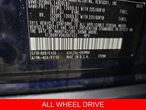 Used 2022 Toyota RAV4 XLE Premium AWD/4WD image 36