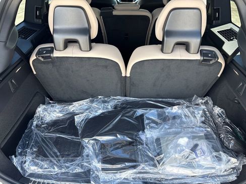 New 2026 Volvo XC90 B6 Plus w/ Protection Package Premier image 15