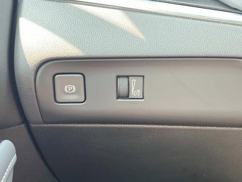 Used 2022 Buick Enclave Essence w/ LPO, Floor Liner Package image 30