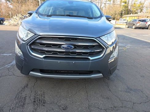Used 2018 Ford EcoSport Titanium image 2