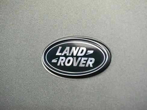 Used 2023 Land Rover Defender 110 X-Dynamic SE AWD/4WD image 89