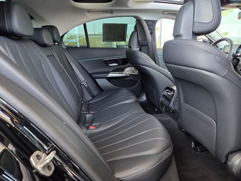 Certified 2024 Mercedes-Benz E 350 4MATIC Sedan image 18