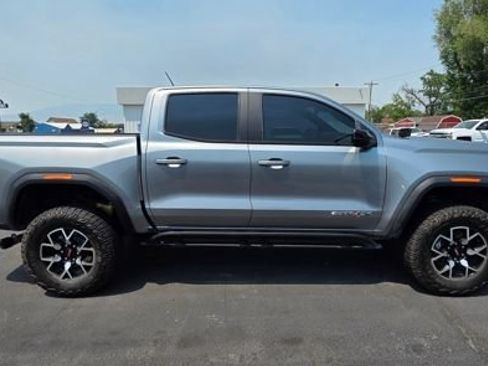 Used 2024 GMC Canyon AT4X AWD/4WD image 6