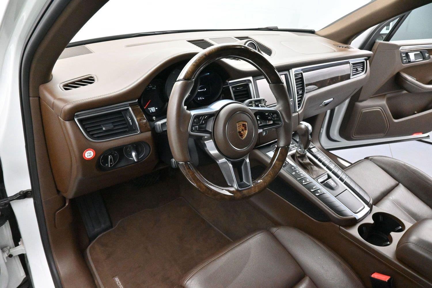 Used 2016 Porsche Macan S AWD/4WD image 17