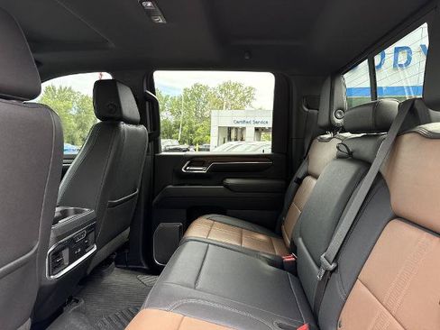 Certified 2024 Chevrolet Silverado 2500 High Country w/ Technology Package AWD/4WD image 9