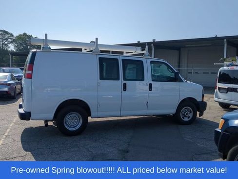 Used 2019 GMC Savana 2500 w/ Driver Convenience Package RWD image 6