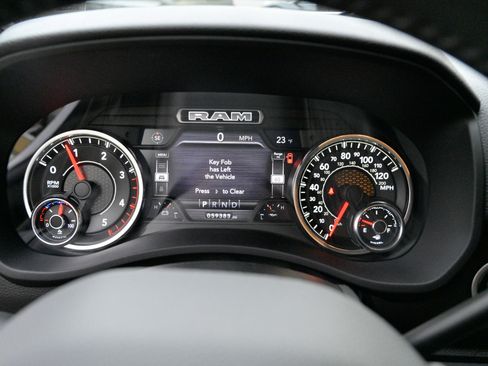 Used 2022 RAM 2500 Big Horn w/ Level C Equiment Group image 26