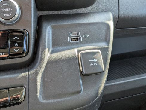 New 2026 RAM ProMaster 2500 image 18
