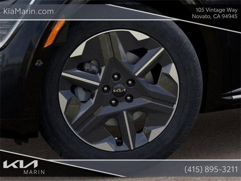 New 2025 Kia EV6 Light w/ Light LR Technology Package image 9