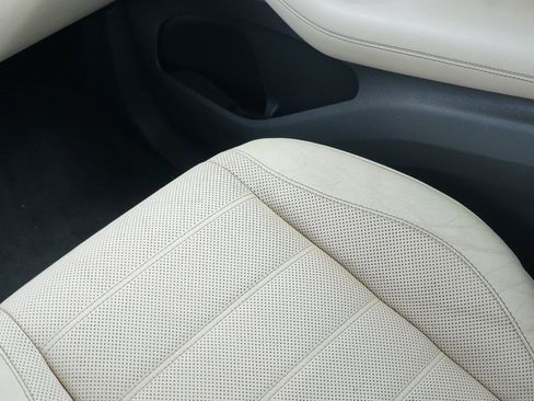 Used 2020 Mercedes-Benz GLS 450 4MATIC image 27