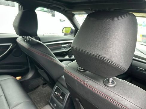 Used 2016 BMW 328i xDrive Sedan AWD/4WD image 18