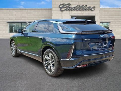 New 2025 Cadillac Lyriq Luxury w/ LPO, Floor Liner Package image 4
