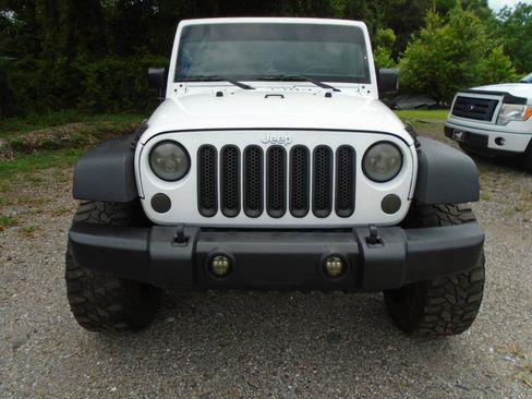 Used 2016 Jeep Wrangler Unlimited Sport w/ Quick Order Package 24S AWD/4WD image 2