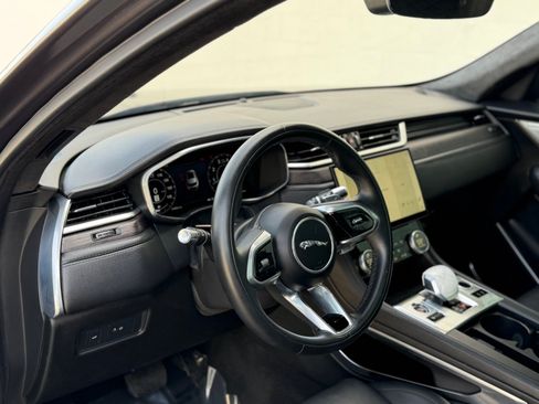 Used 2021 Jaguar F-PACE S AWD/4WD image 16