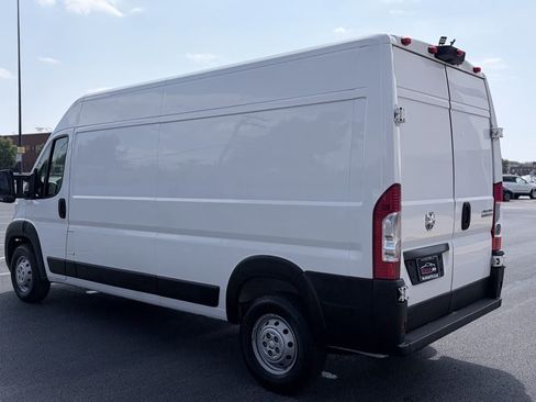 Used 2023 RAM ProMaster 2500 FWD image 4
