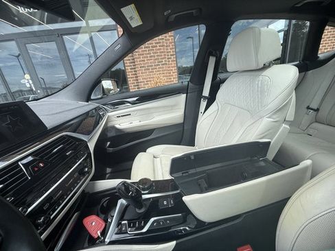 Used 2018 BMW 640i Gran Turismo xDrive AWD/4WD image 27