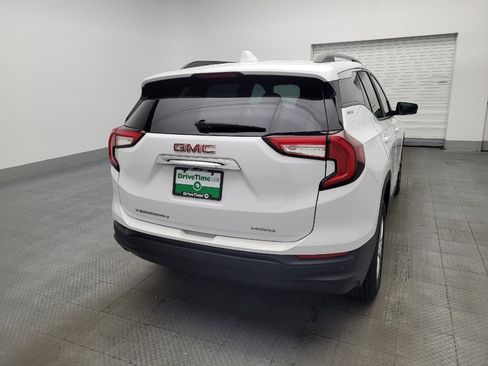Used 2022 GMC Terrain SLE w/ Driver Convenience Package image 7