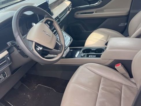 Used 2022 Lincoln Corsair Reserve w/ Elements Package image 3