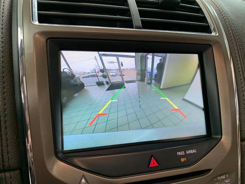 Used 2014 Lincoln MKX FWD w/ Equipment Group 102A image 13