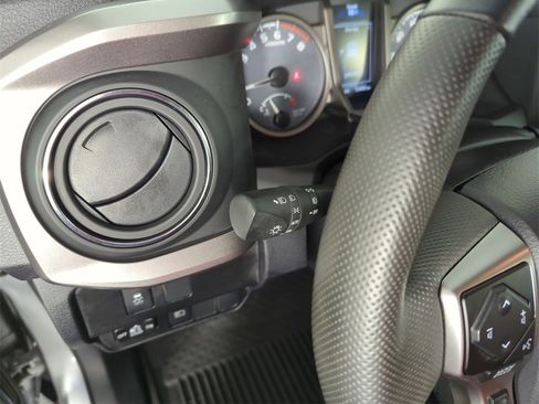 Used 2023 Toyota Tacoma SR5 image 21