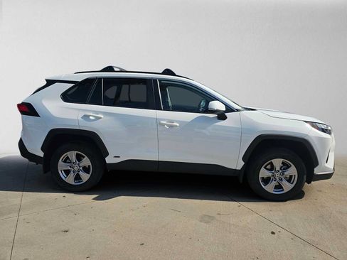 Certified 2025 Toyota RAV4 XLE AWD/4WD image 2