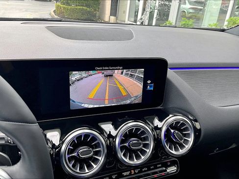 Certified 2023 Mercedes-Benz GLA 250 4MATIC image 23