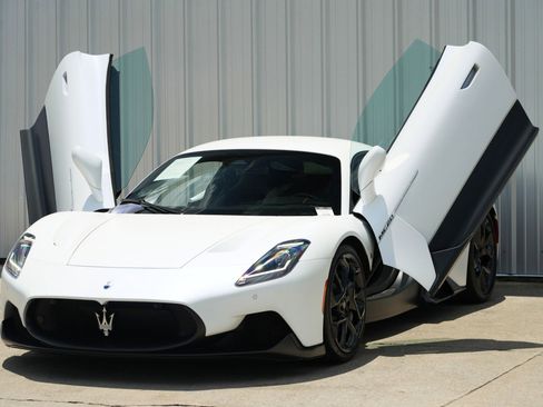 Used 2023 Maserati MC20 Coupe image 53