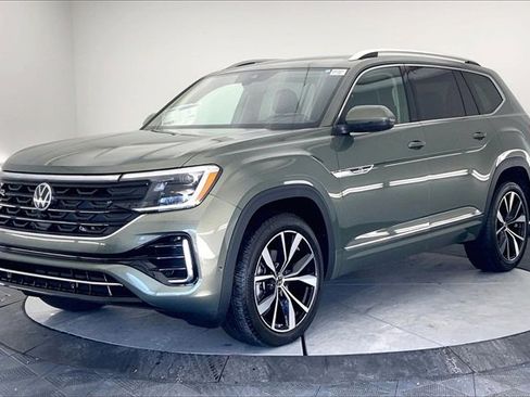 New 2026 Volkswagen Atlas SEL Premium R-Line image 2