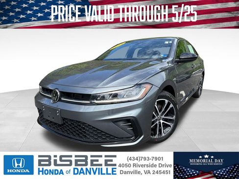 Used 2025 Volkswagen Jetta Sport FWD image 1