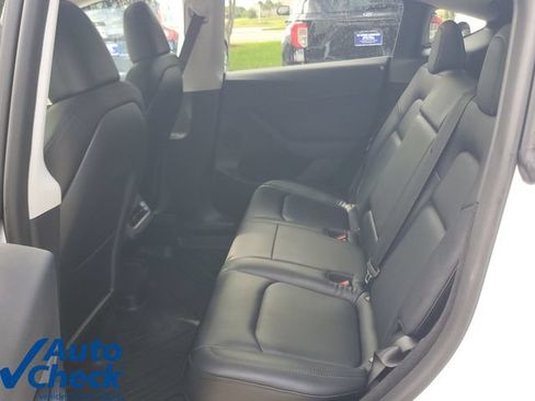 Used 2023 Tesla Model Y Long Range AWD/4WD image 8
