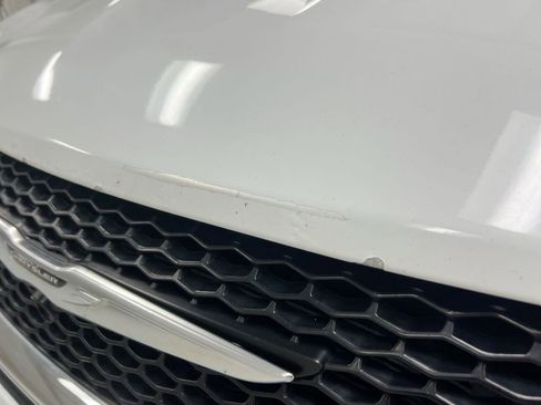 Used 2018 Chrysler Pacifica Touring-L FWD image 29