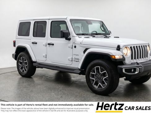 Used 2025 Jeep Wrangler Unlimited Sahara AWD/4WD image 1