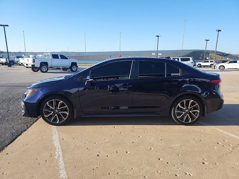Used 2020 Toyota Corolla XSE image 5
