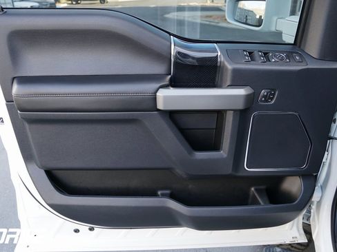 Used 2022 Ford F350 Platinum image 22