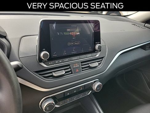 Used 2020 Nissan Altima 2.5 S FWD image 26