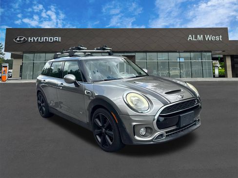 Used 2017 MINI Cooper Clubman S AWD/4WD image 3