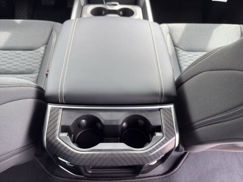 New 2026 RAM 1500 Express AWD/4WD image 29