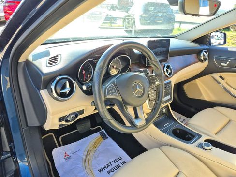 Used 2019 Mercedes-Benz GLA 250 image 9