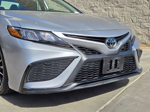 Used 2024 Toyota Camry SE FWD image 7