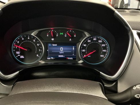 Used 2024 Chevrolet Equinox LS w/ LS Convenience Package AWD/4WD image 17