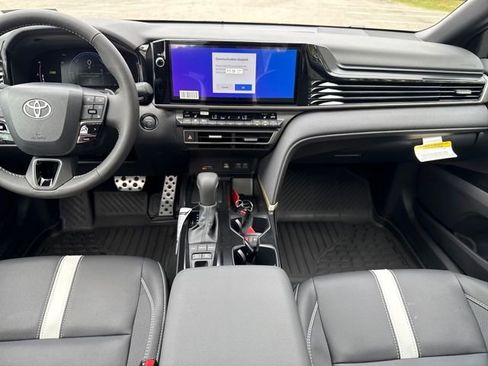 New 2026 Toyota Camry SE image 17