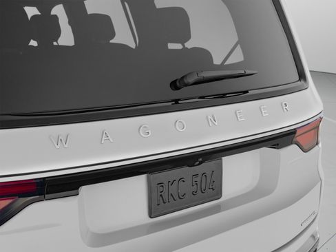 Used 2022 Jeep Wagoneer Series III w/ Premium Group I AWD/4WD image 52