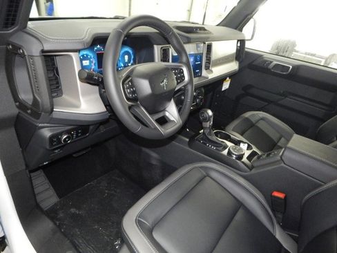 New 2025 Ford Bronco Outer Banks image 15