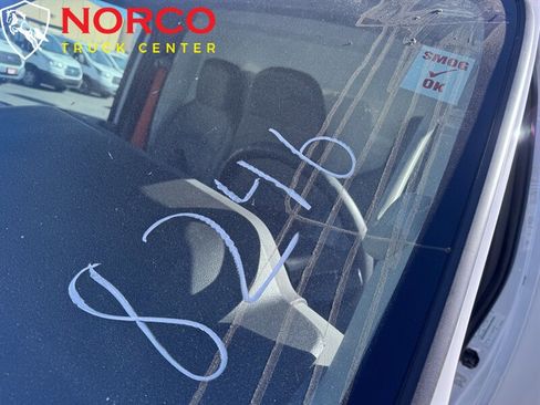 Used 2022 Ford E-350 and Econoline 350 Super Duty w/ Power Windows & Locks Group image 28