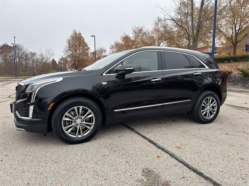 Certified 2022 Cadillac XT5 Premium Luxury image 2