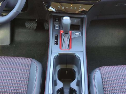 New 2026 Nissan Kicks SR w/ SR Premium Package FWD image 20