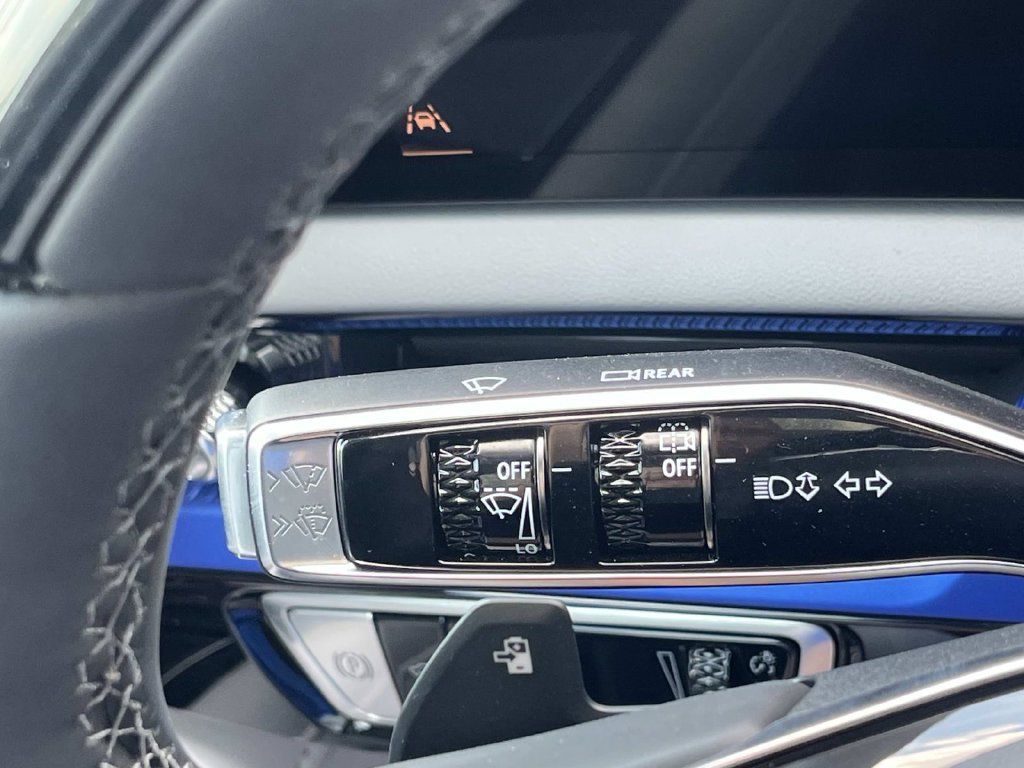 Certified 2026 Cadillac Optiq Luxury 1 RWD image 39